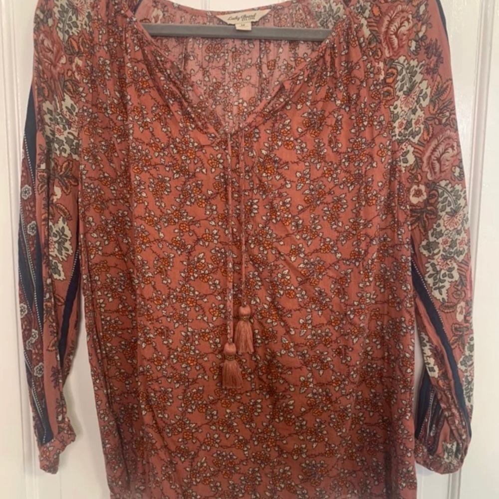 Women’s Lucky Brand long sleeve top size medium